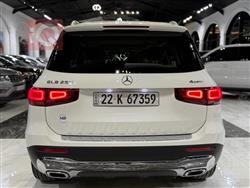 مێرسێدس بێنز GLB